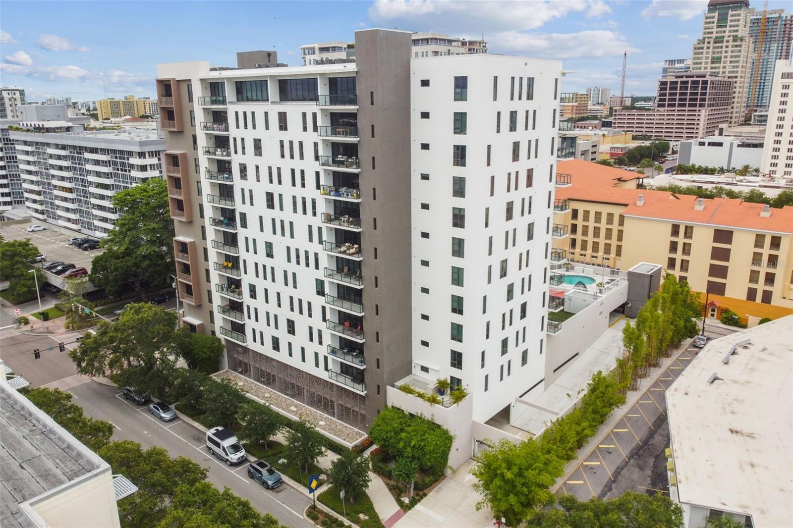 Image 2 of 68 For 199 Dali Boulevard 1001