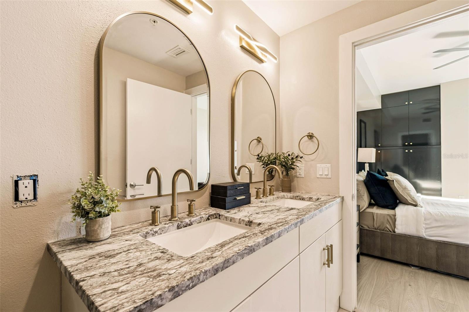 Image 33 of 68 For 199 Dali Boulevard 1001