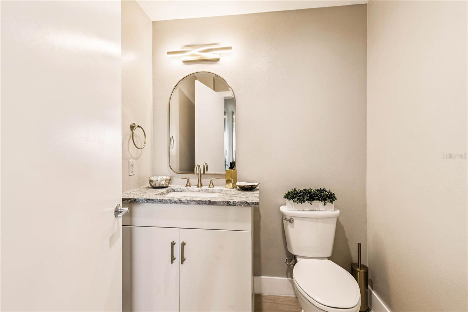 Image 38 of 68 For 199 Dali Boulevard 1001