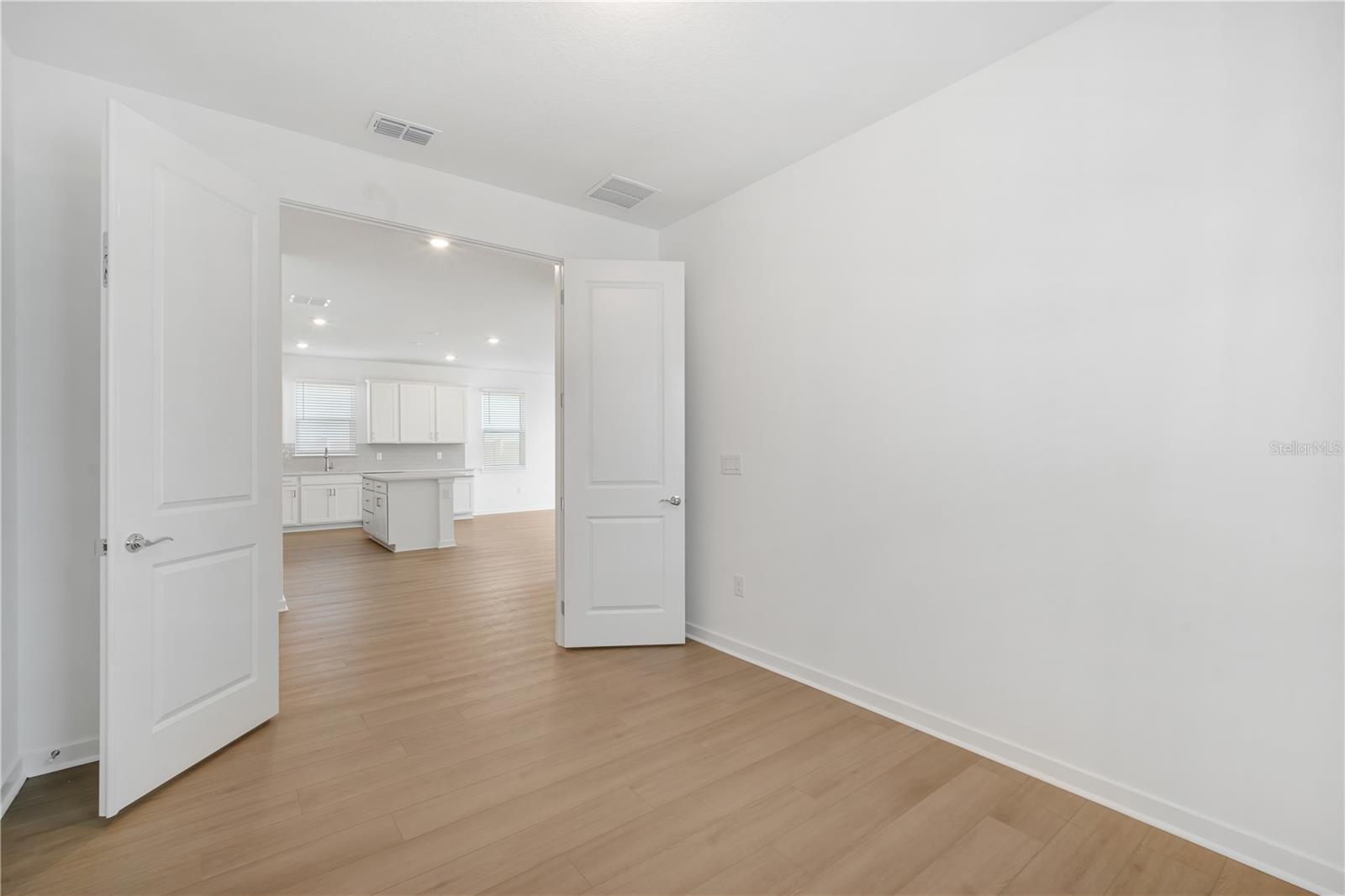 Image 11 of 25 For 13719 Brookside Haven Street