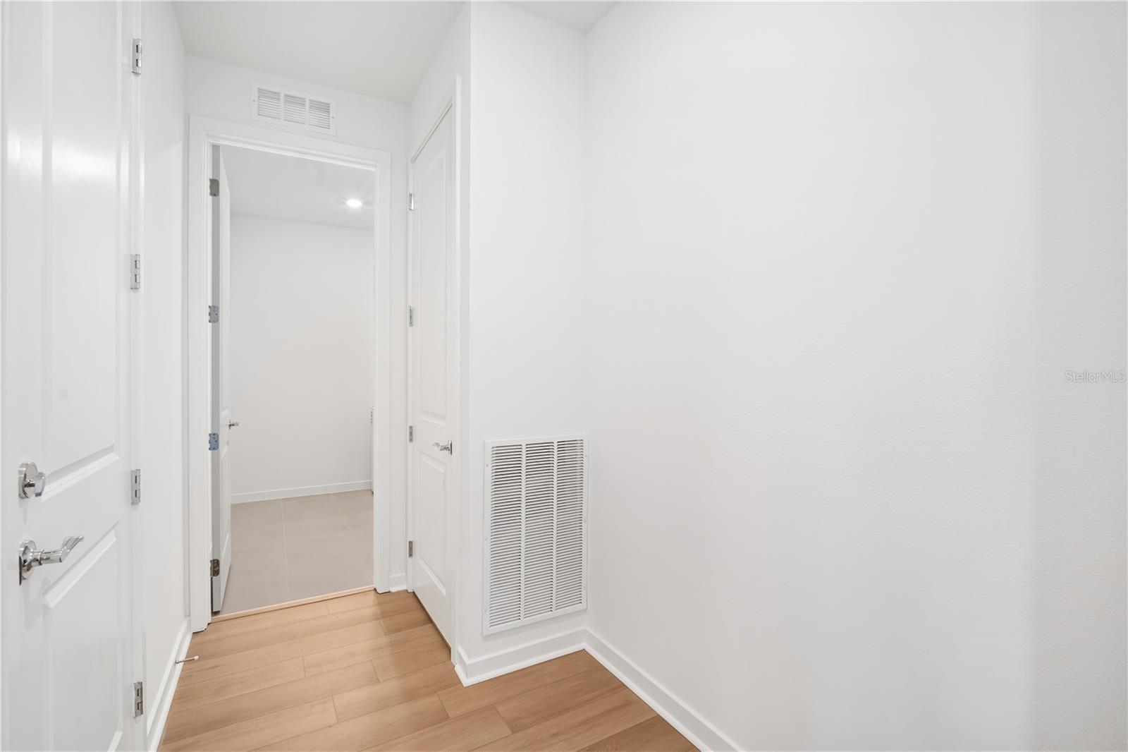 Image 8 of 25 For 13719 Brookside Haven Street