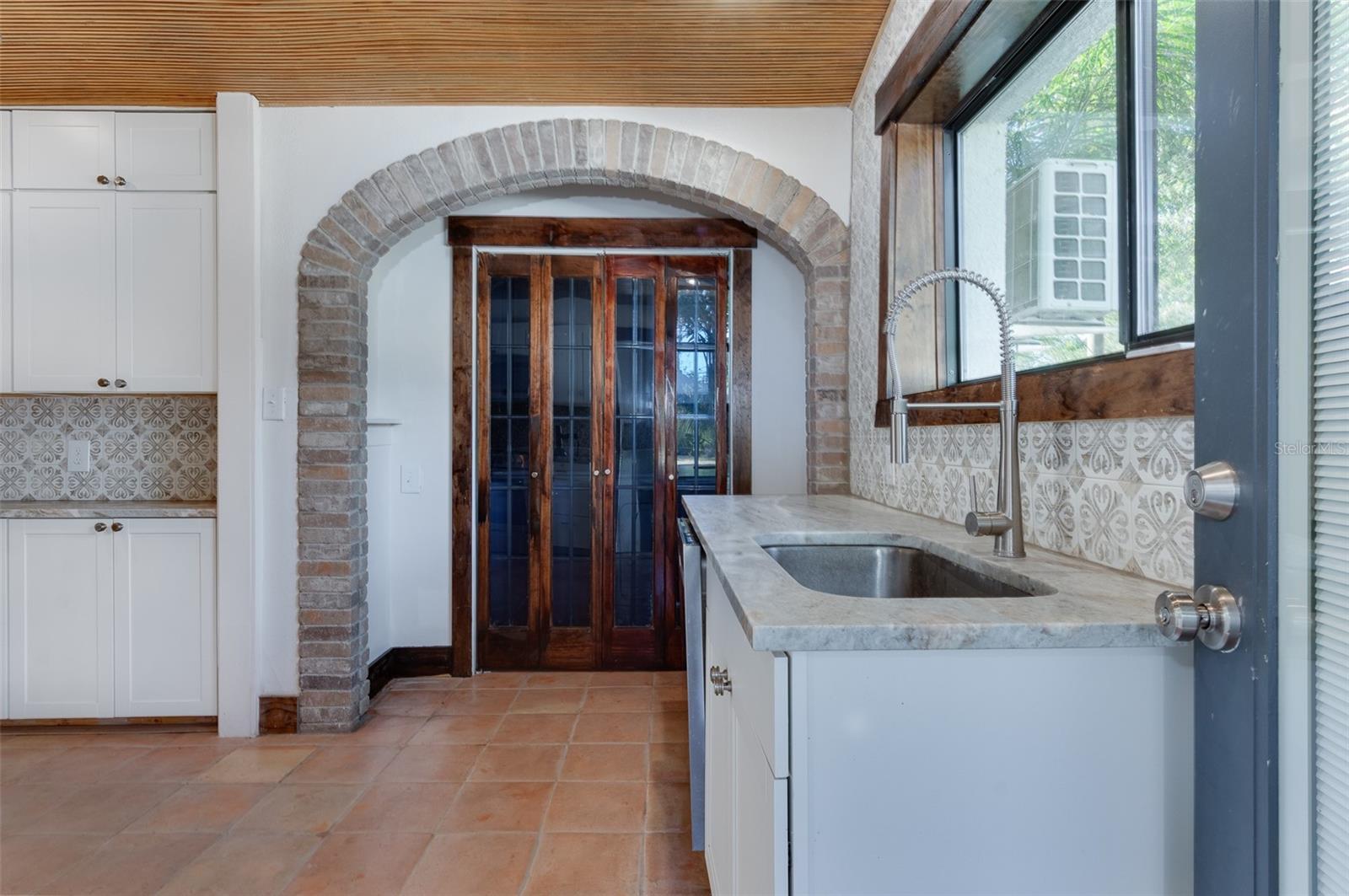 Image 14 of 43 For 2227 29th Street S