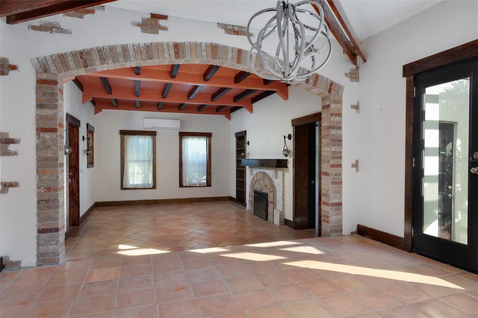 Image 6 of 43 For 2227 29th Street S