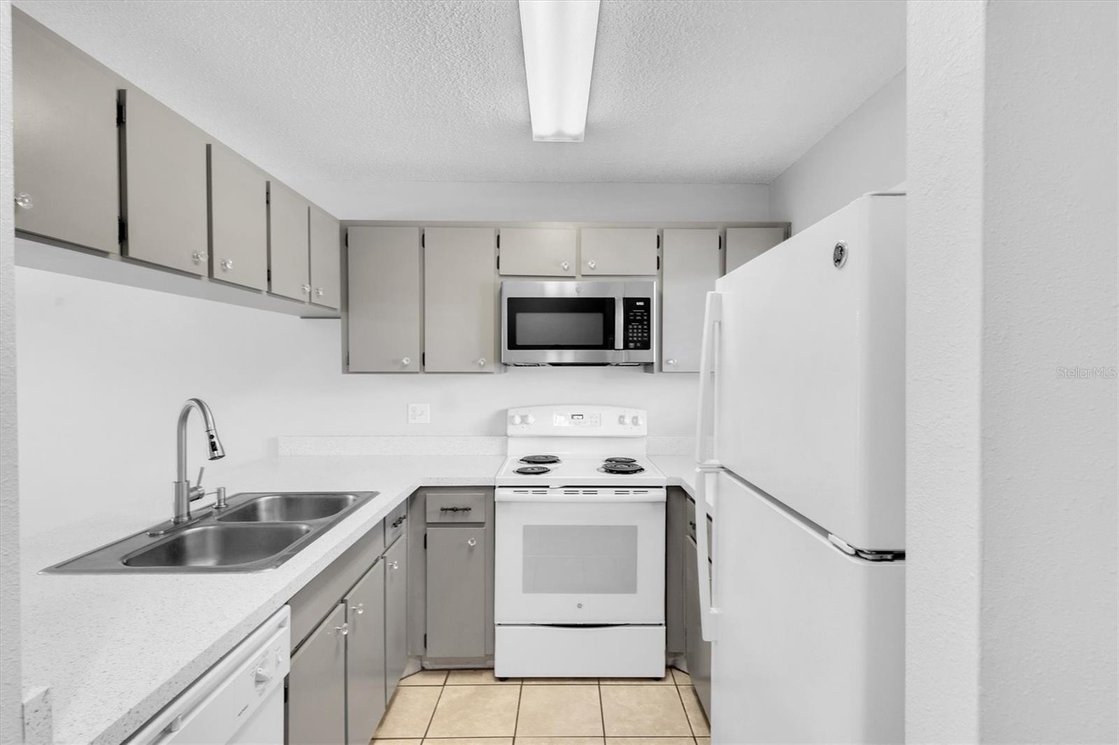 Image 6 of 20 For 39132 County Road 54 2128