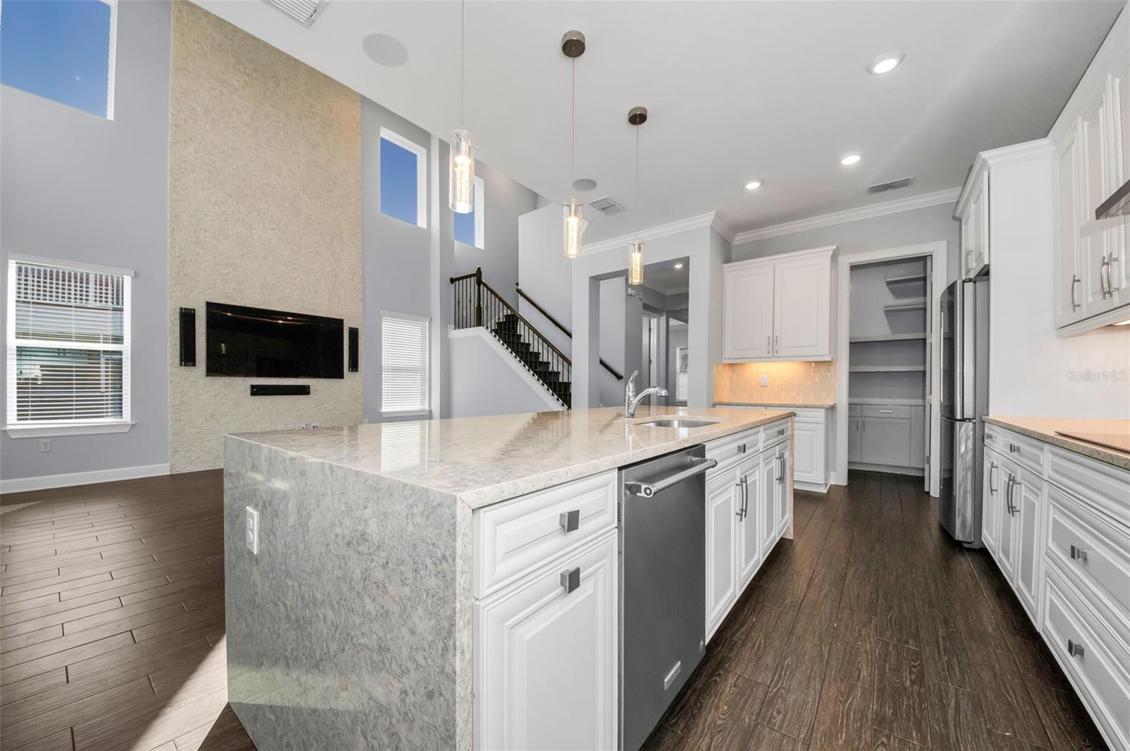 Image 15 of 75 For 723 Cajeput Loop