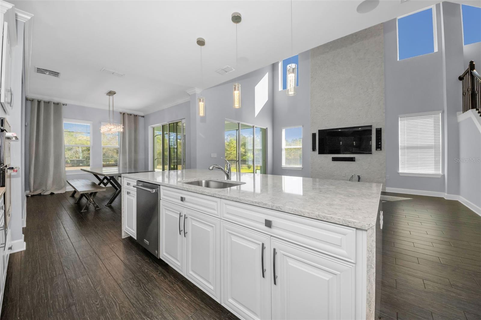 Image 16 of 75 For 723 Cajeput Loop