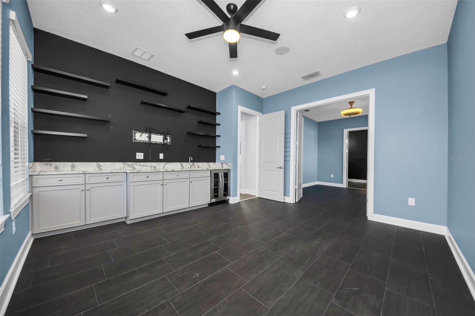 Image 31 of 75 For 723 Cajeput Loop