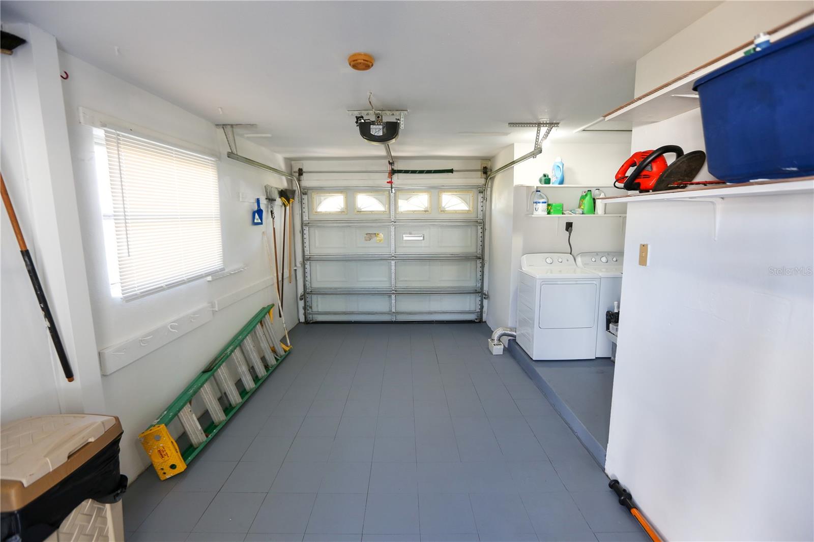 Image 28 of 39 For 9128 142nd Street