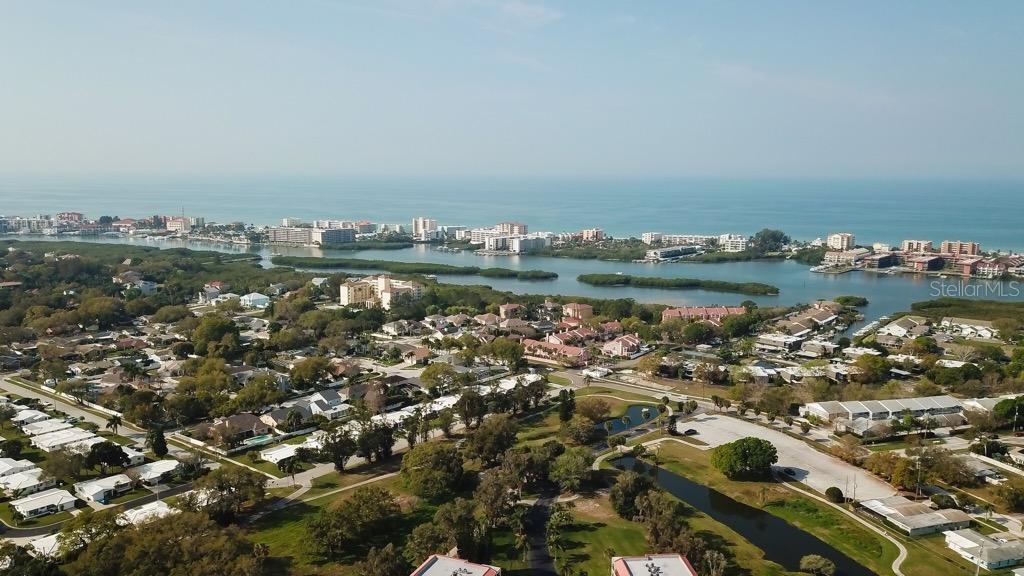 Image 32 of 39 For 9128 142nd Street