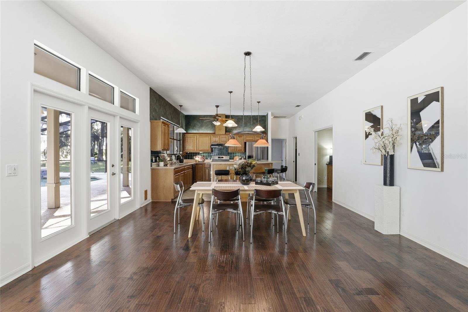 Image 14 of 67 For 10524 75th Way