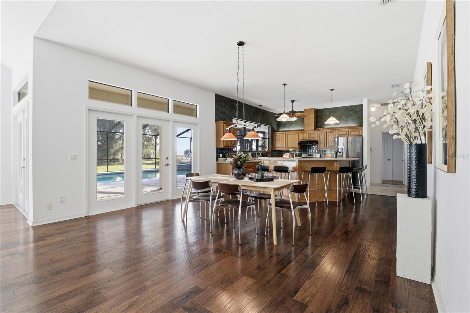 Image 15 of 67 For 10524 75th Way