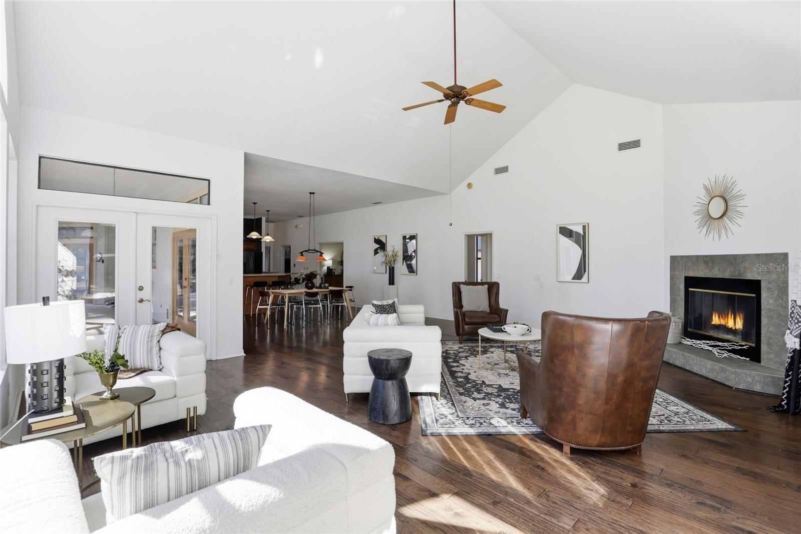 Image 17 of 67 For 10524 75th Way