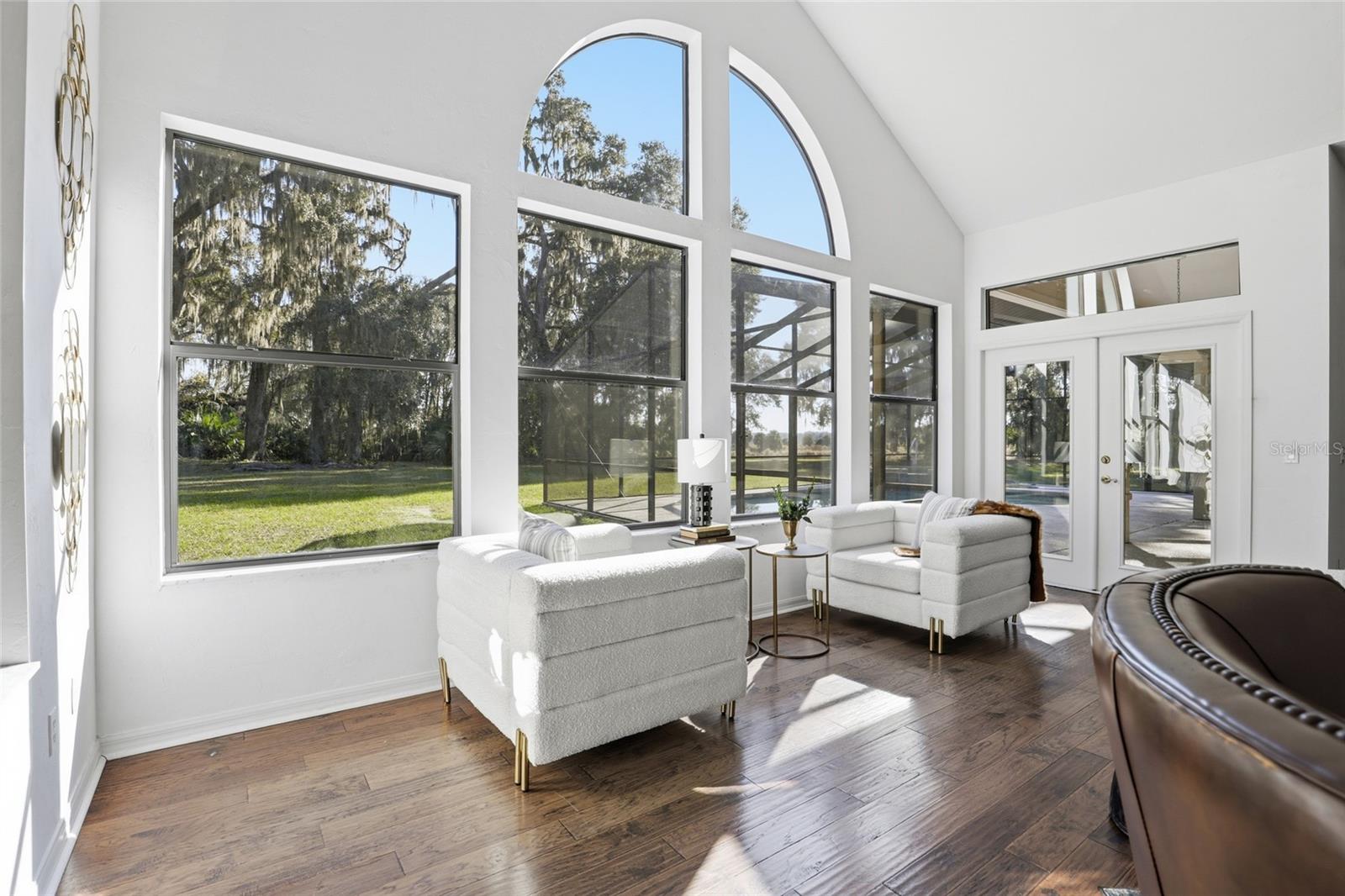 Image 22 of 67 For 10524 75th Way