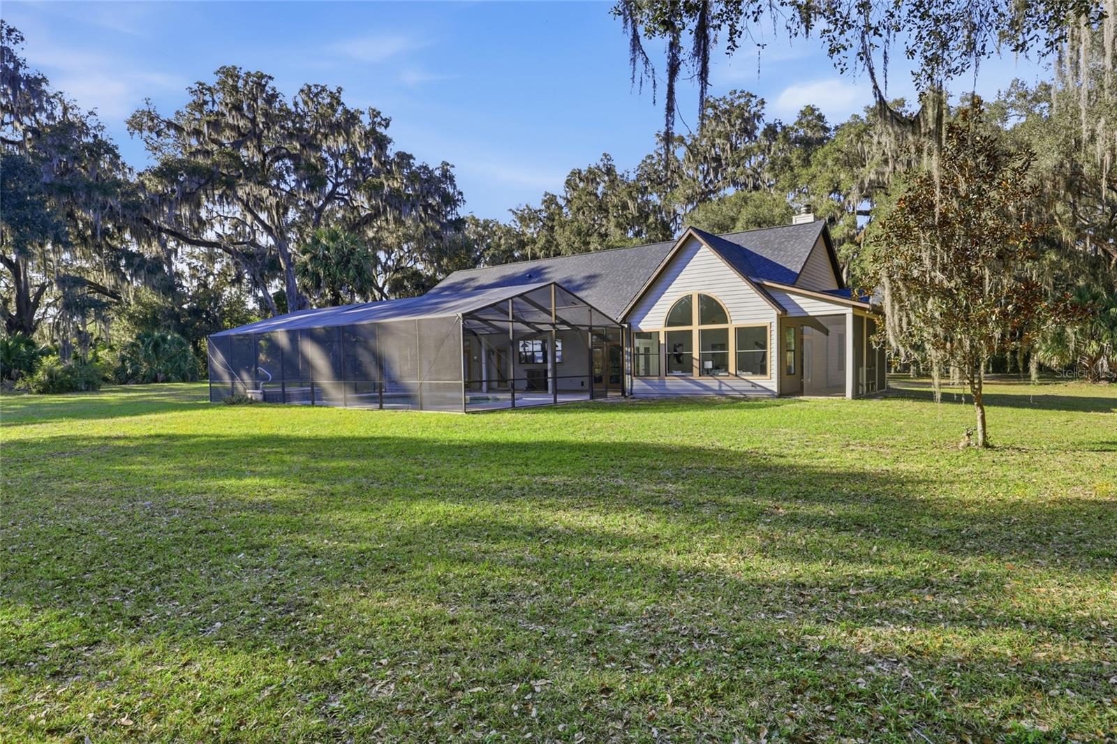 Image 37 of 67 For 10524 75th Way