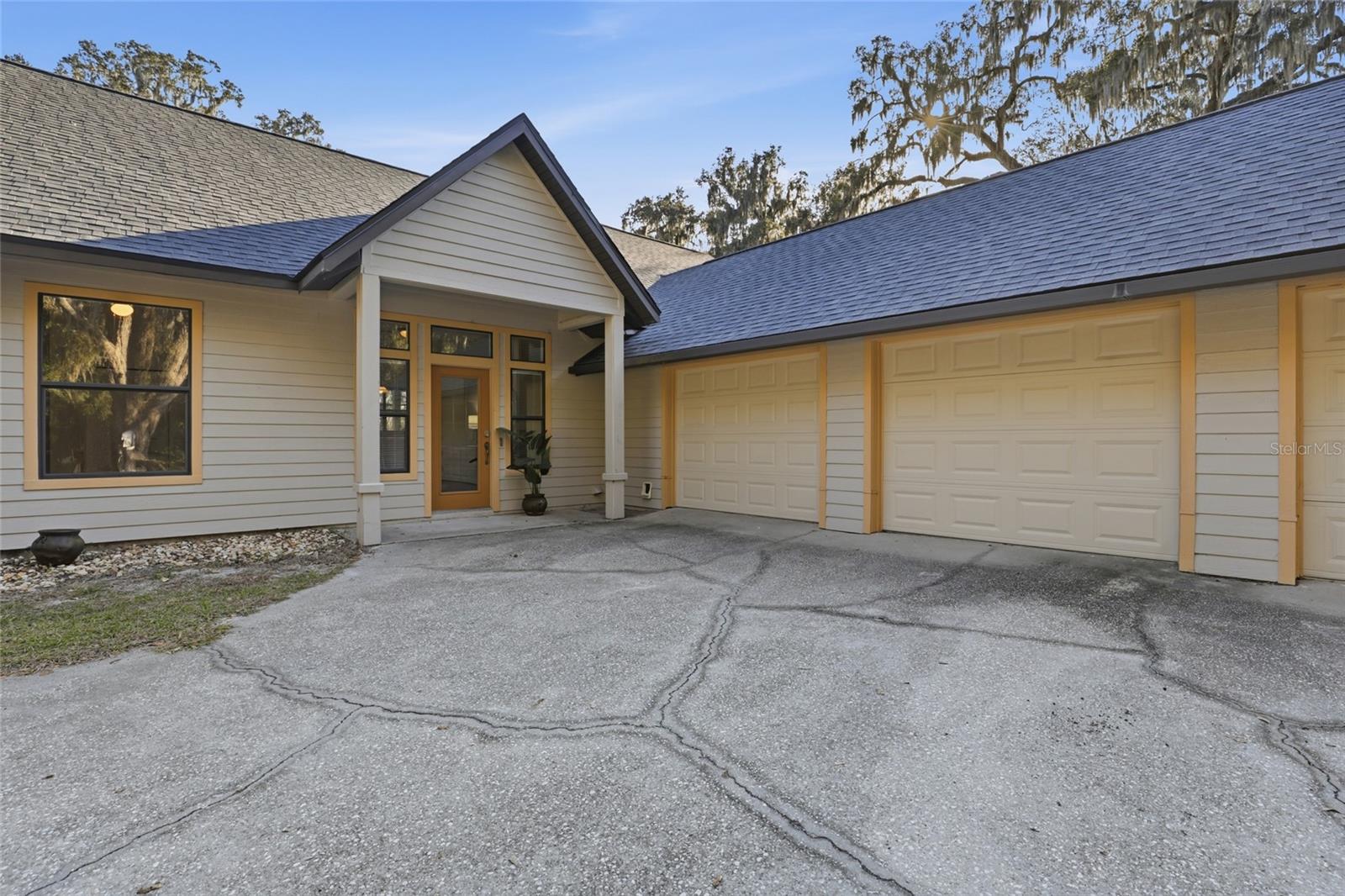 Image 5 of 67 For 10524 75th Way