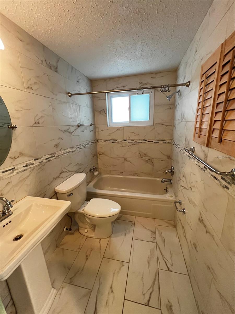 Image 7 of 22 For 7245 Exemplar Drive