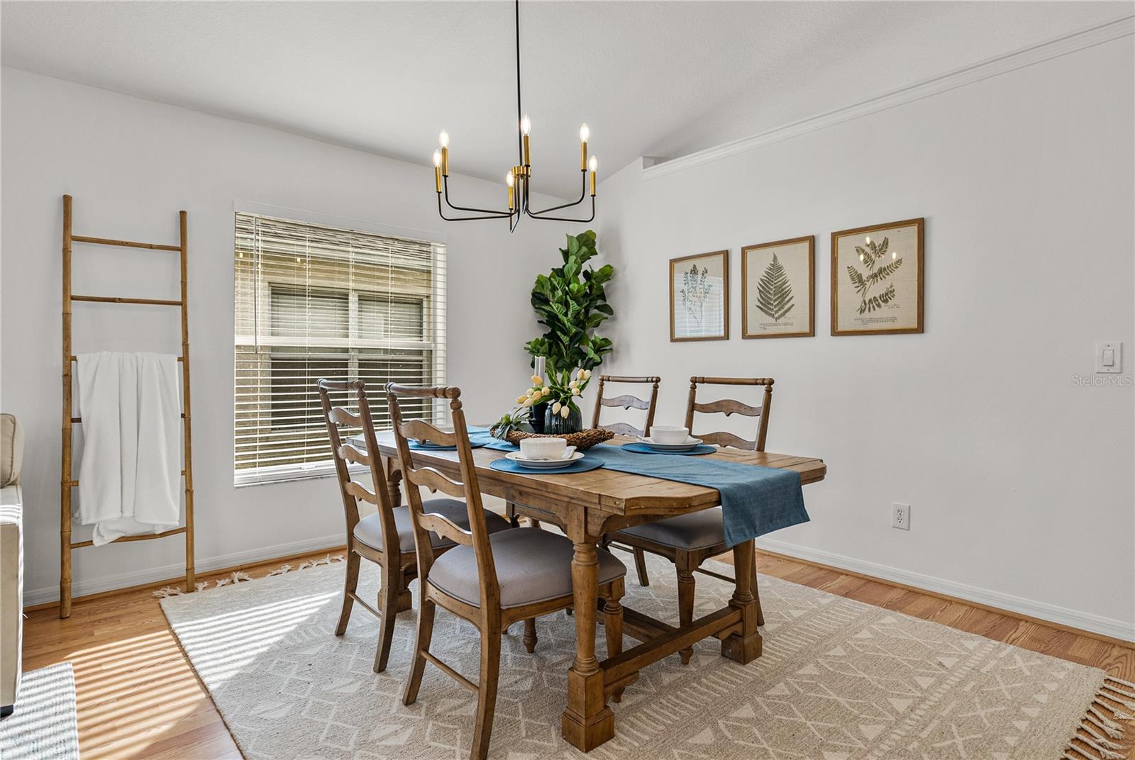 Image 10 of 90 For 4225 Edenrock Place