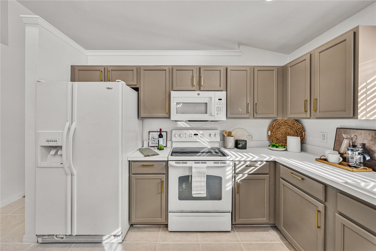 Image 19 of 90 For 4225 Edenrock Place