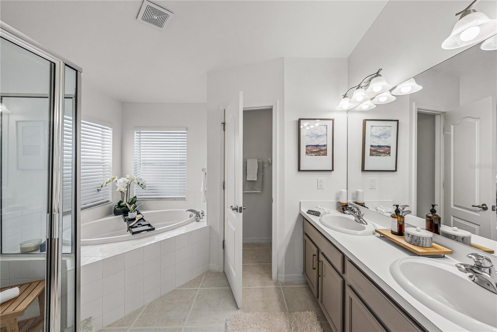 Image 31 of 90 For 4225 Edenrock Place