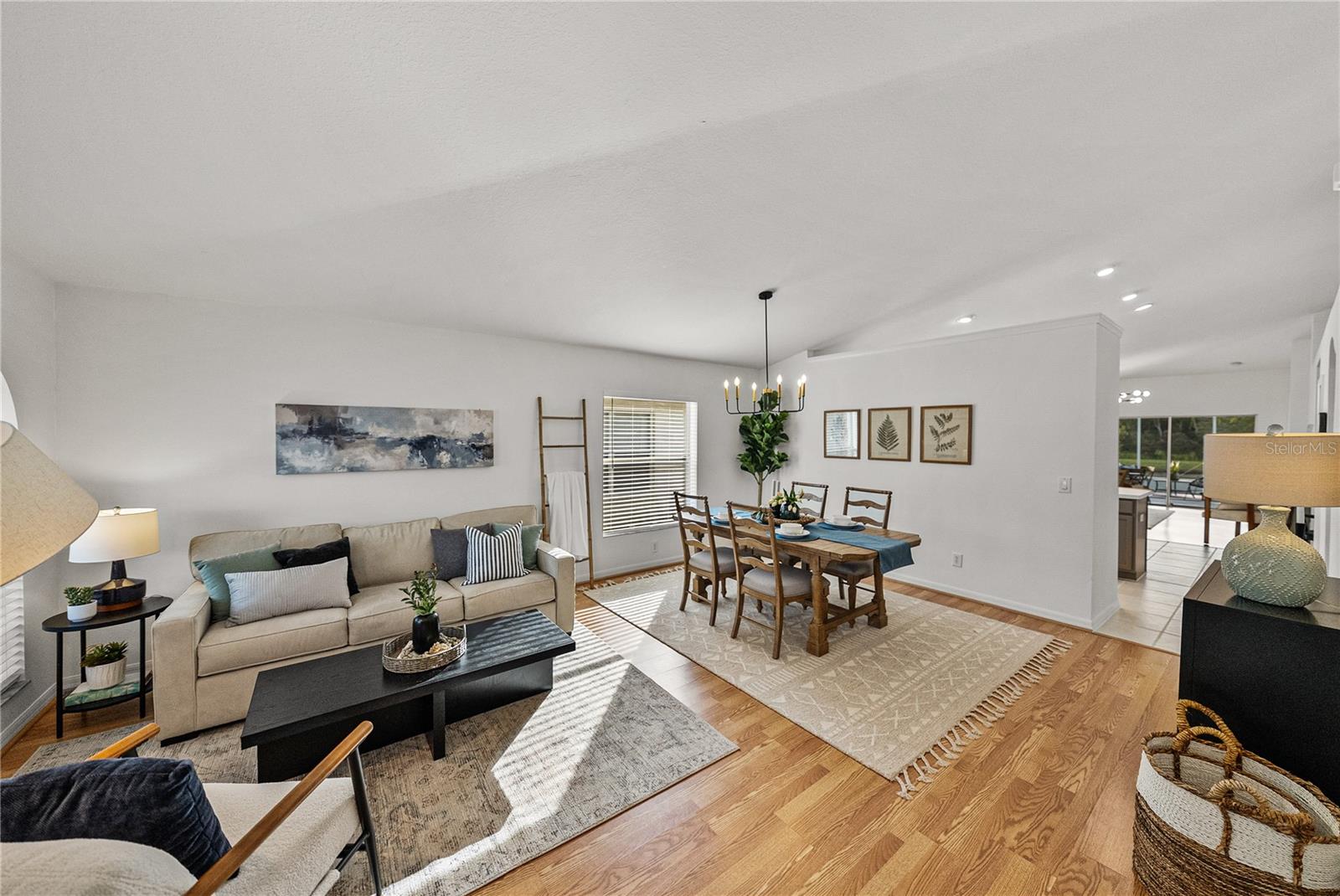 Image 6 of 90 For 4225 Edenrock Place