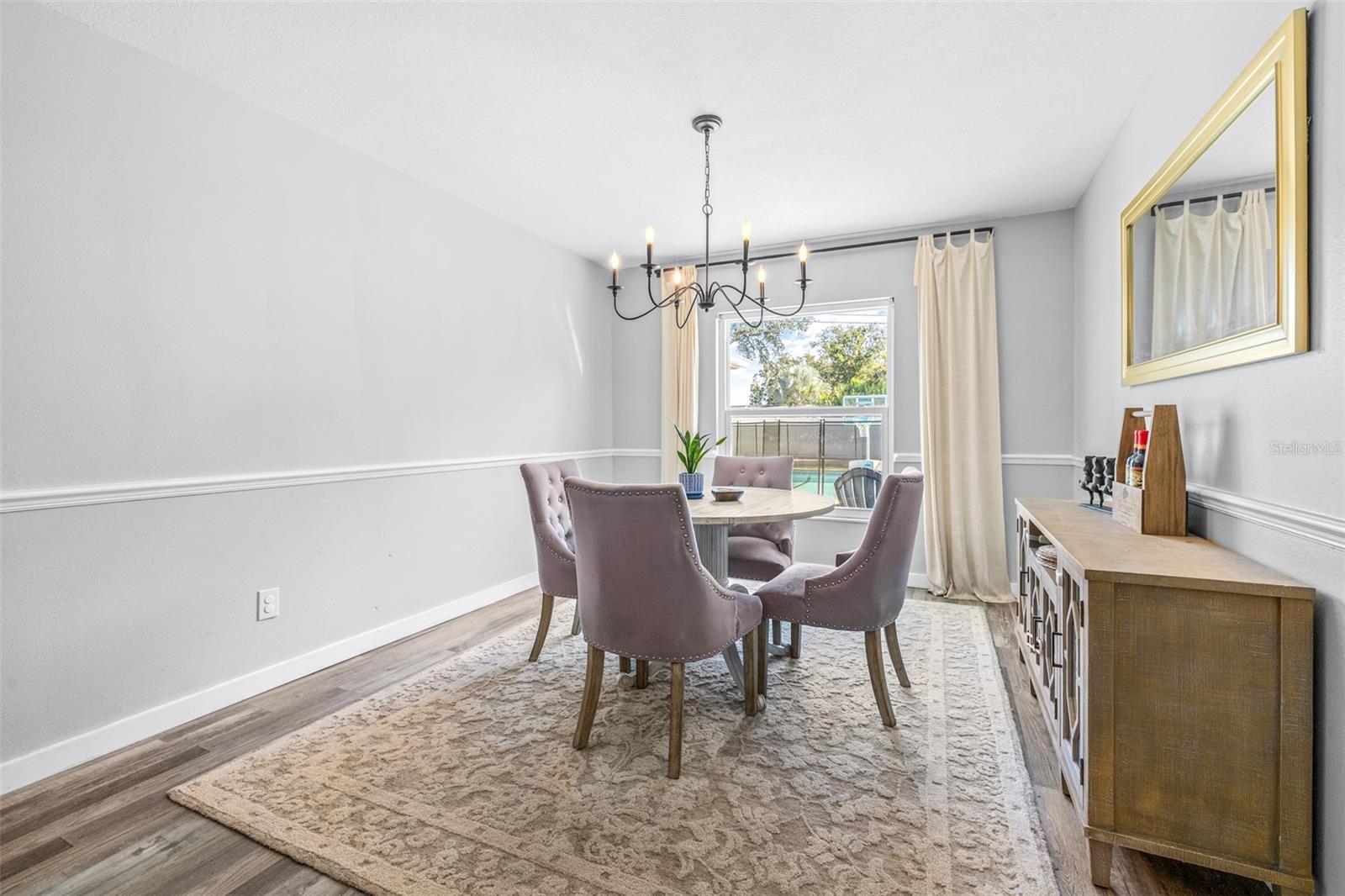 Image 10 of 43 For 15401 Woodcastle Place