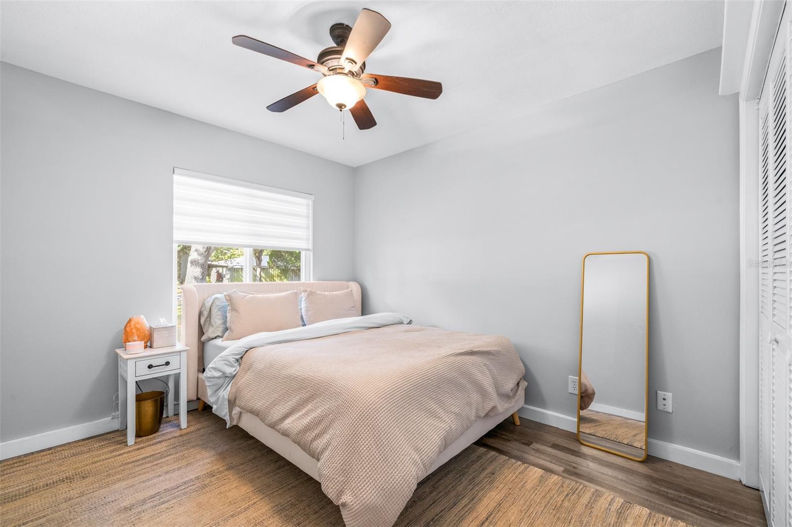 Image 28 of 43 For 15401 Woodcastle Place