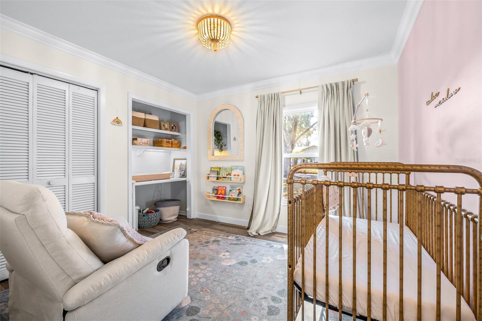 Image 32 of 43 For 15401 Woodcastle Place