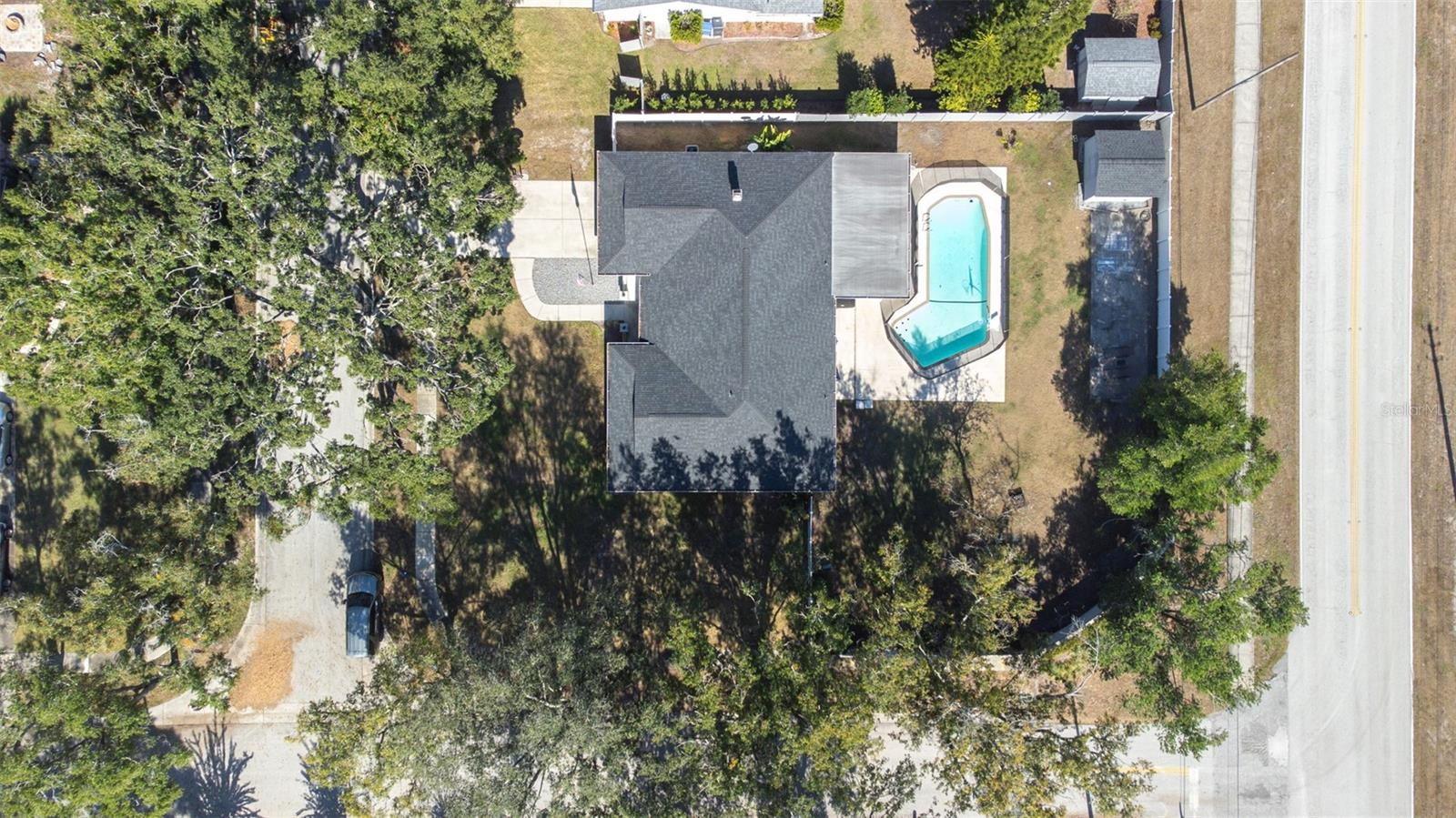 Image 41 of 43 For 15401 Woodcastle Place