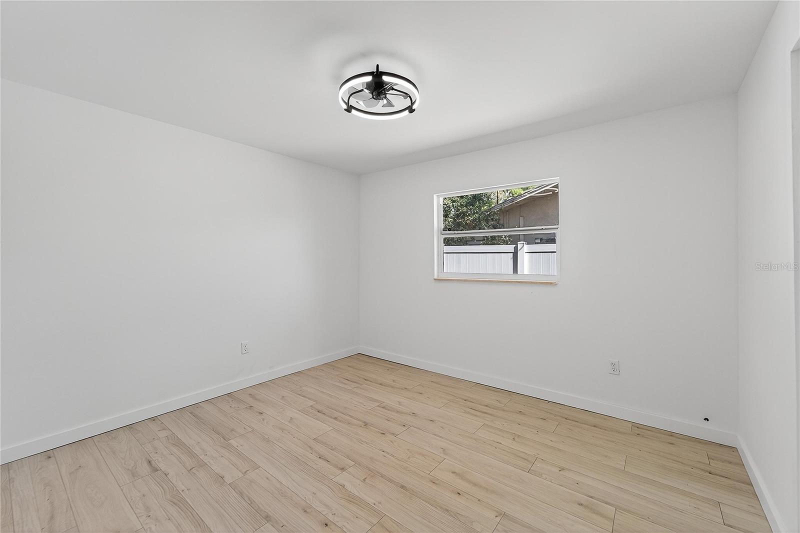 Image 14 of 32 For 1818 Michigan Avenue Ne