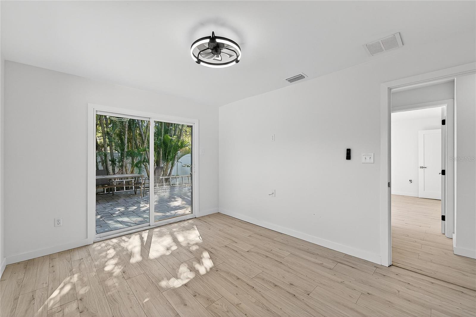 Image 19 of 32 For 1818 Michigan Avenue Ne