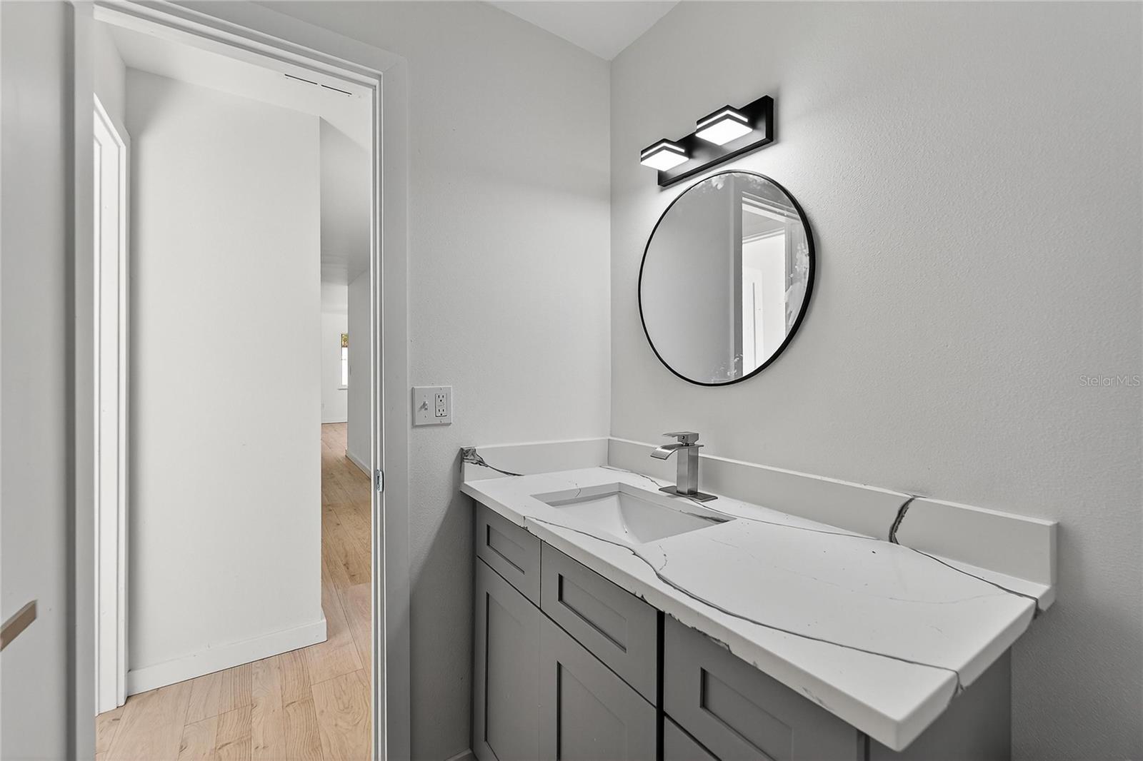 Image 22 of 32 For 1818 Michigan Avenue Ne