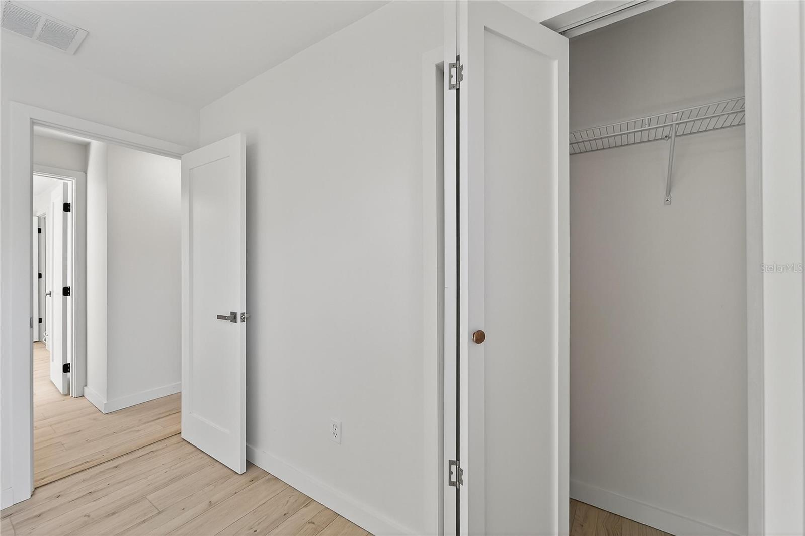 Image 23 of 32 For 1818 Michigan Avenue Ne