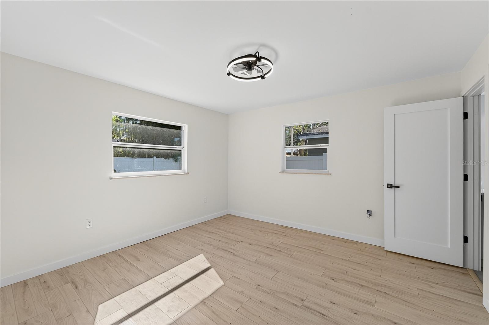 Image 24 of 32 For 1818 Michigan Avenue Ne