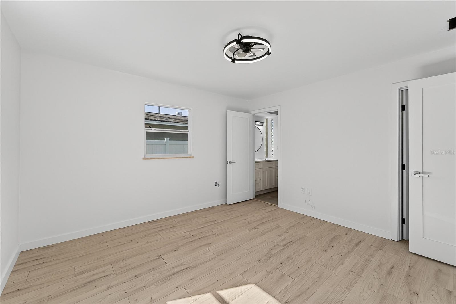 Image 26 of 32 For 1818 Michigan Avenue Ne