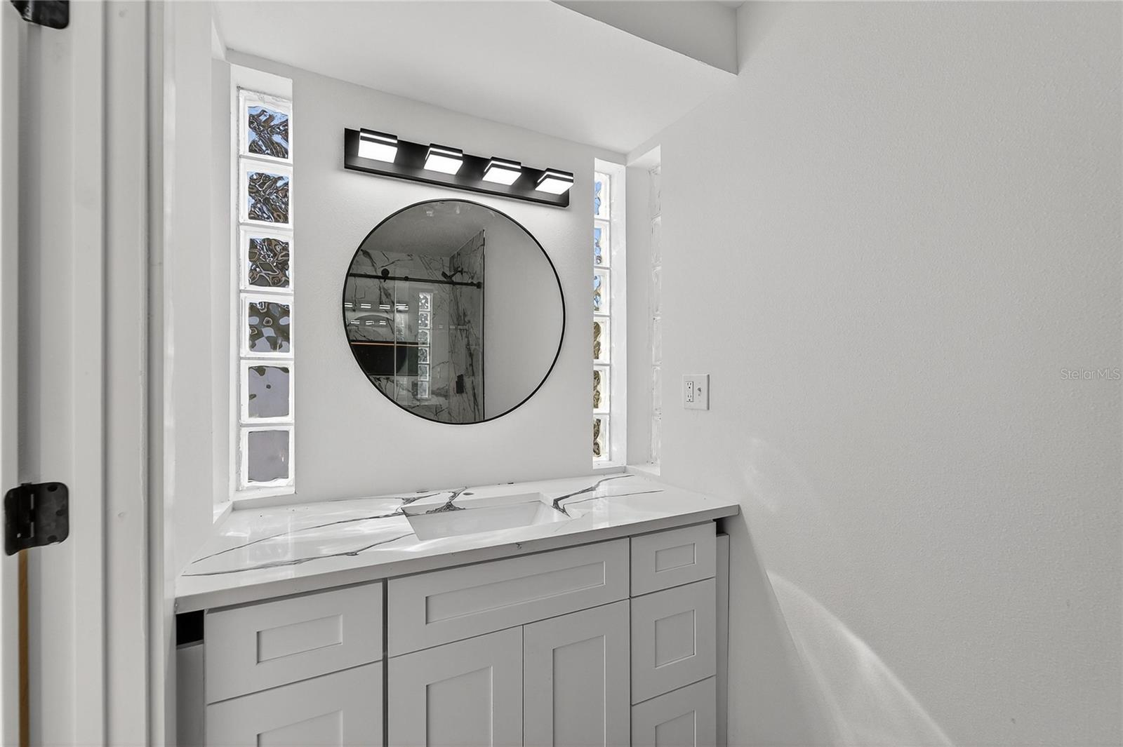 Image 29 of 32 For 1818 Michigan Avenue Ne