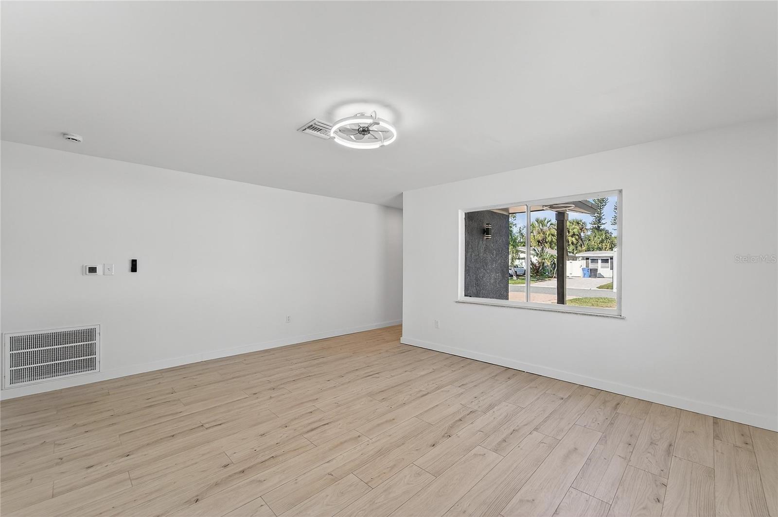 Image 7 of 32 For 1818 Michigan Avenue Ne