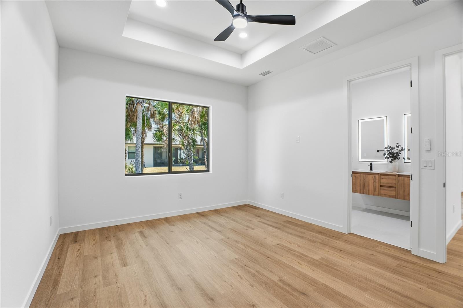 Image 17 of 35 For 4025 Cinderella Road