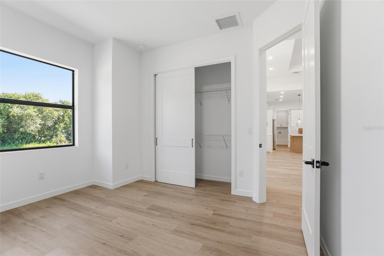 Image 23 of 35 For 4025 Cinderella Road