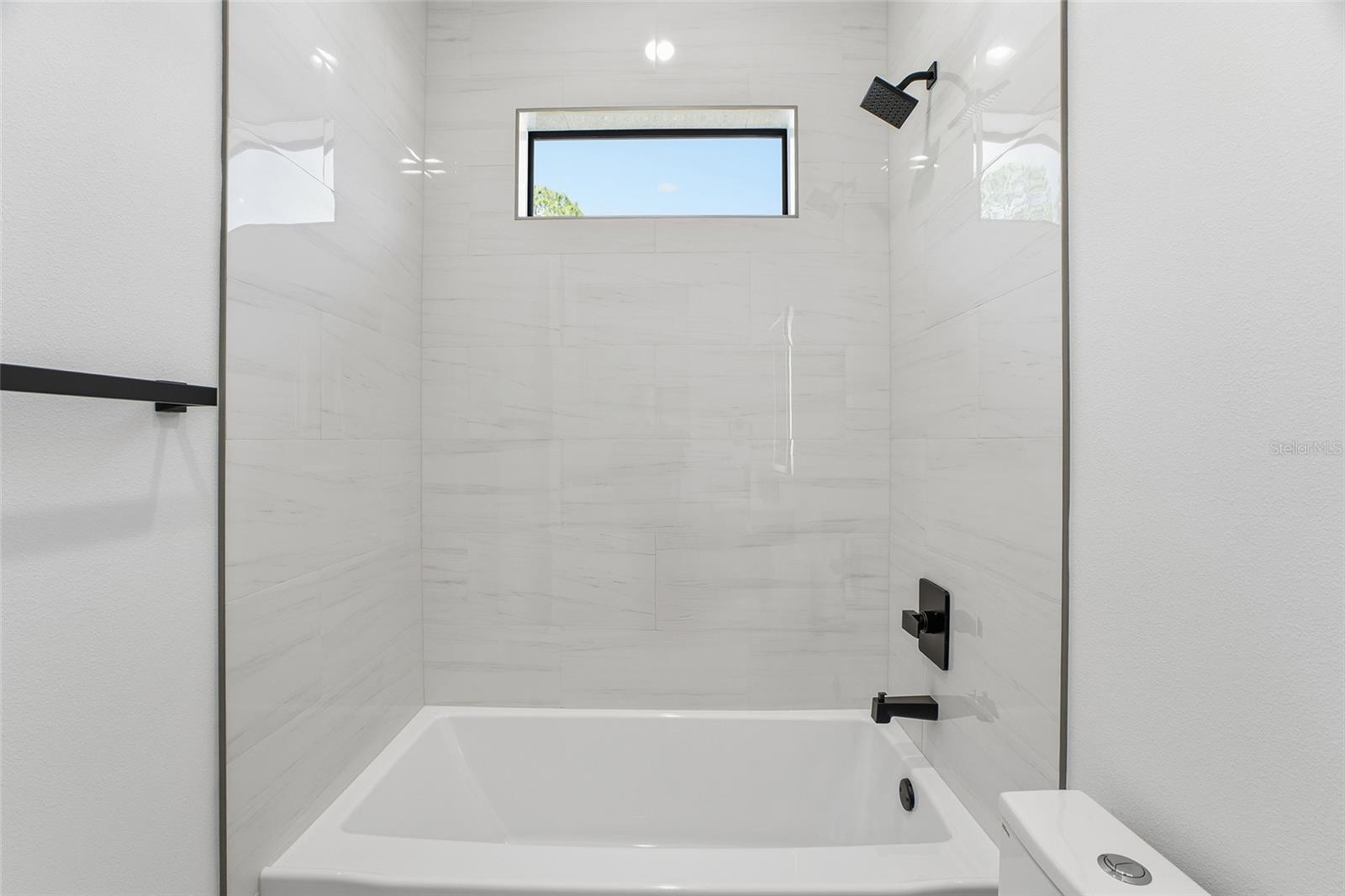 Image 26 of 35 For 4025 Cinderella Road