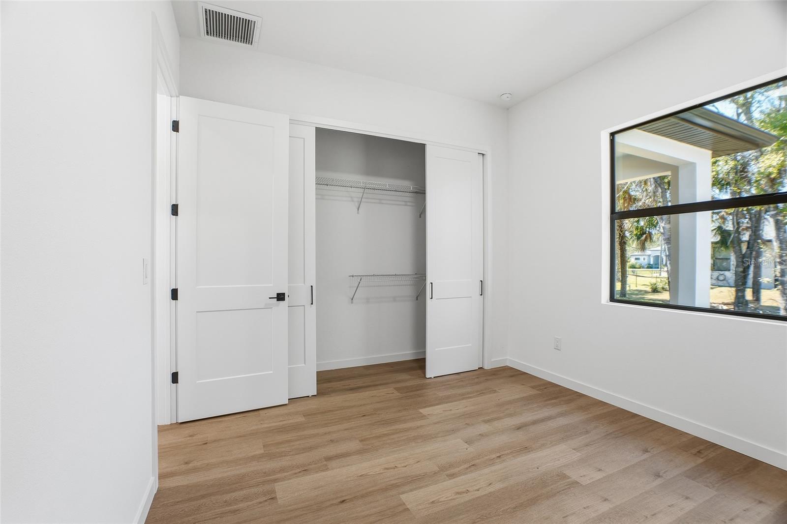 Image 28 of 35 For 4025 Cinderella Road