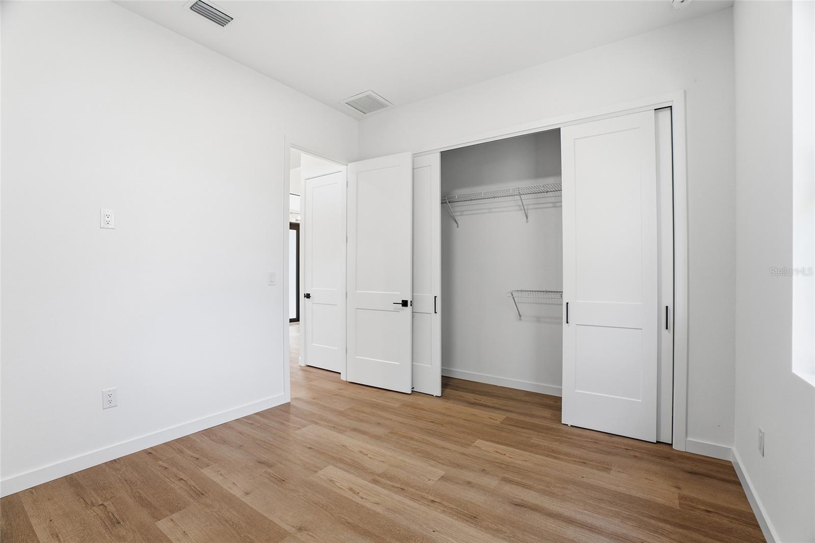 Image 29 of 35 For 4025 Cinderella Road