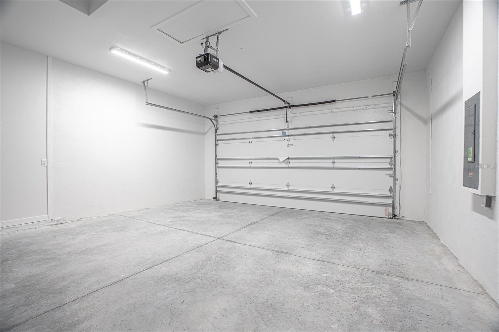 Image 31 of 35 For 4025 Cinderella Road