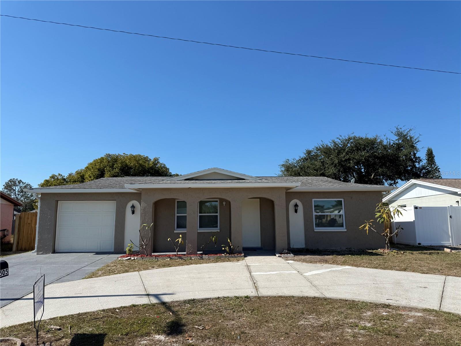 Listing photo id 10 for 9505 Marlinton Lane