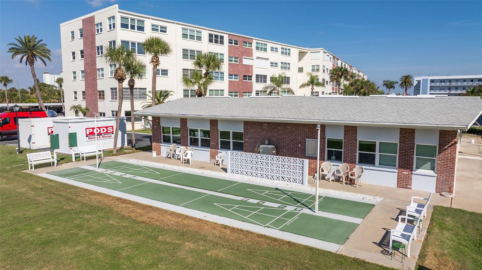 Image 26 of 43 For 5555 Gulf Boulevard 115