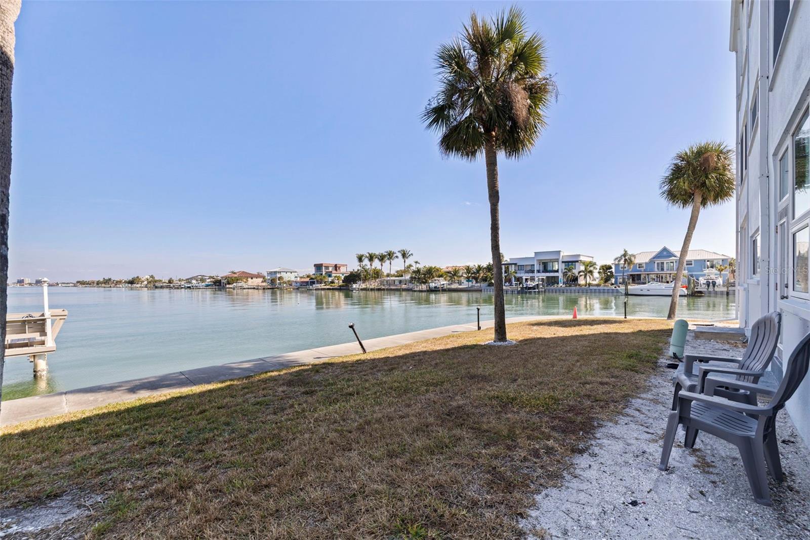 Image 29 of 43 For 5555 Gulf Boulevard 115