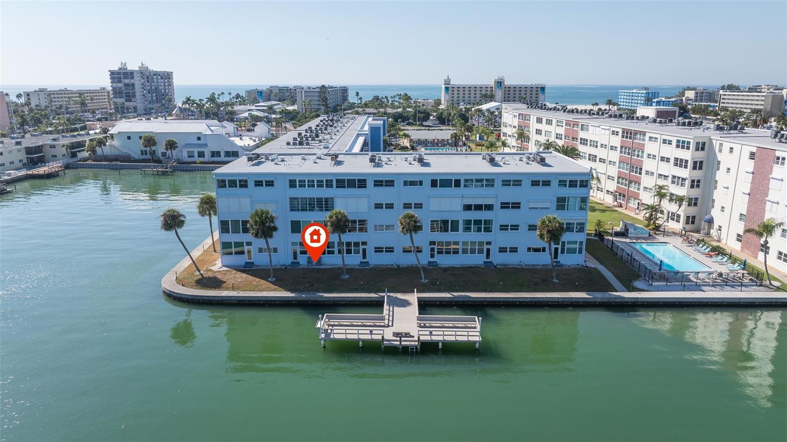 Image 39 of 43 For 5555 Gulf Boulevard 115