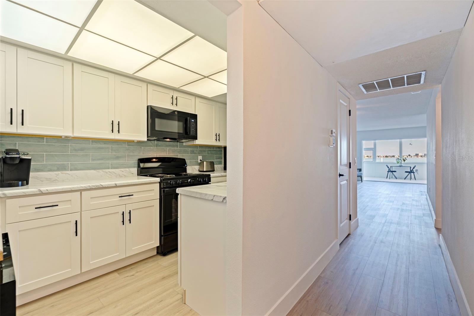 Image 5 of 43 For 5555 Gulf Boulevard 115