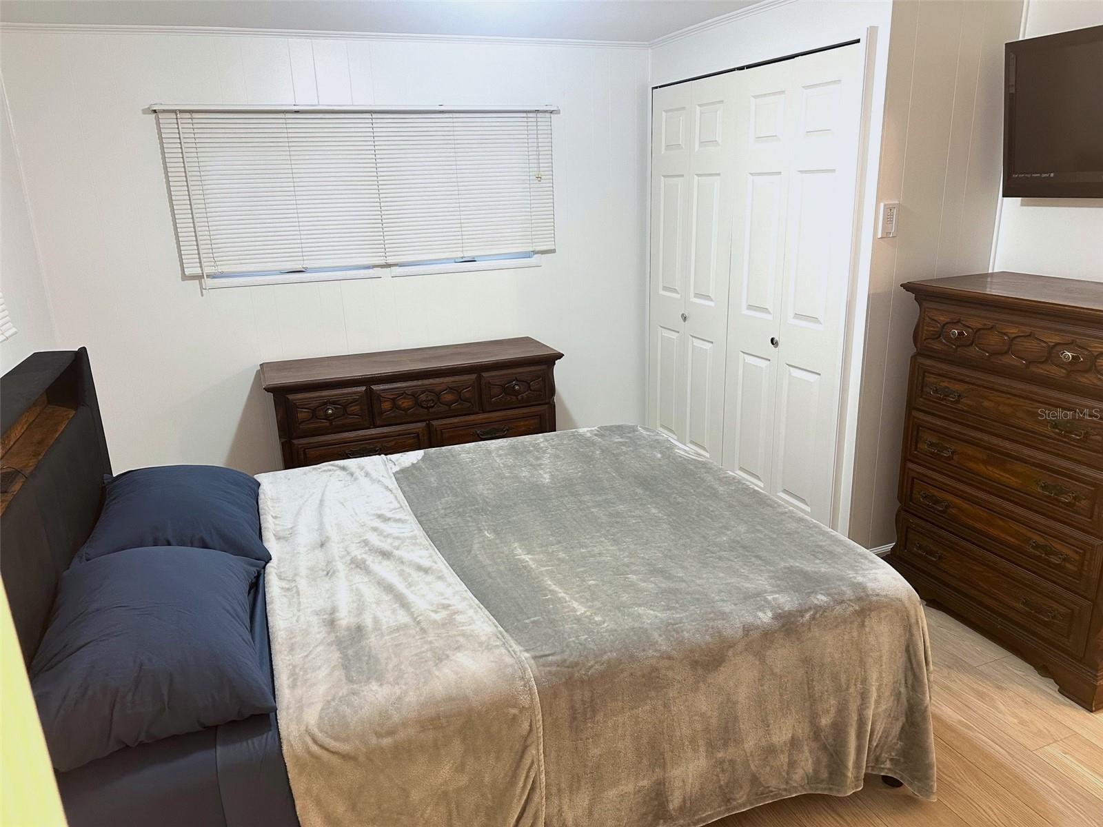 Image 11 of 15 For 2000 Bay Drive 83