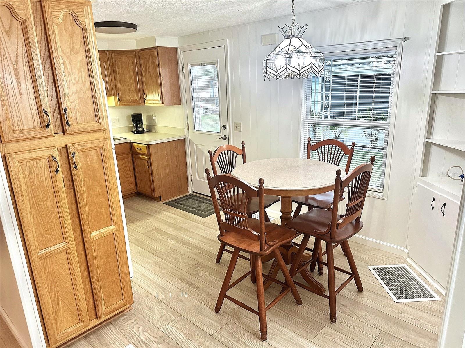 Image 2 of 15 For 2000 Bay Drive 83