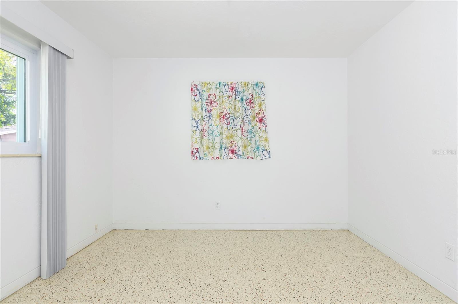 Image 13 of 30 For 11705 108th Street